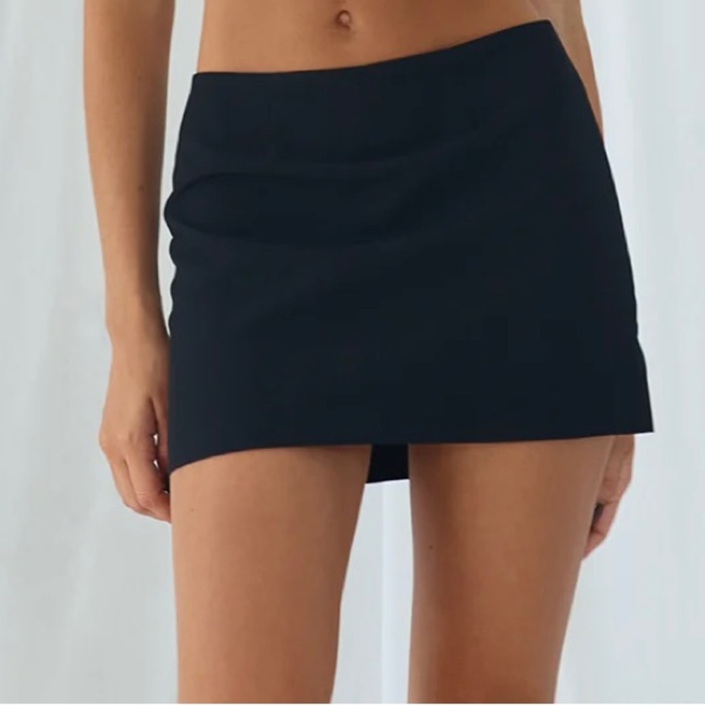 MINIKA MINI SKIRT - BLACK